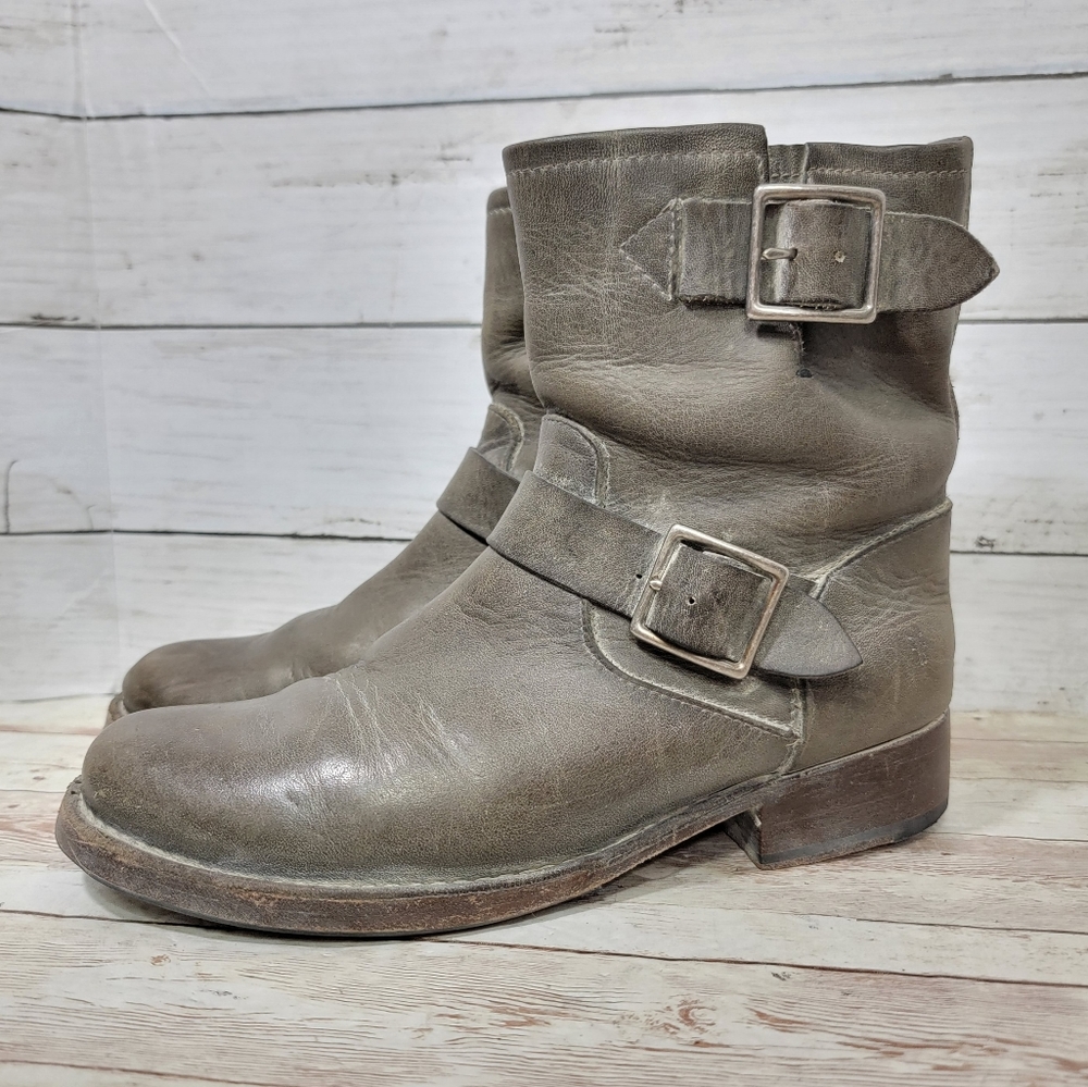 Frye Vicky Buckle engineer boots in smoke grey
